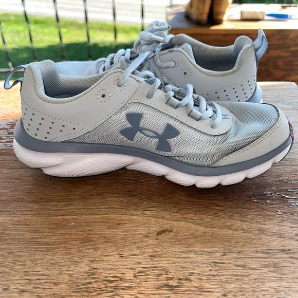Under Armour Womens Charged Assert 8 3024625-100 Gray Running Shoes Sneakers 7 - Picture 7 of 11